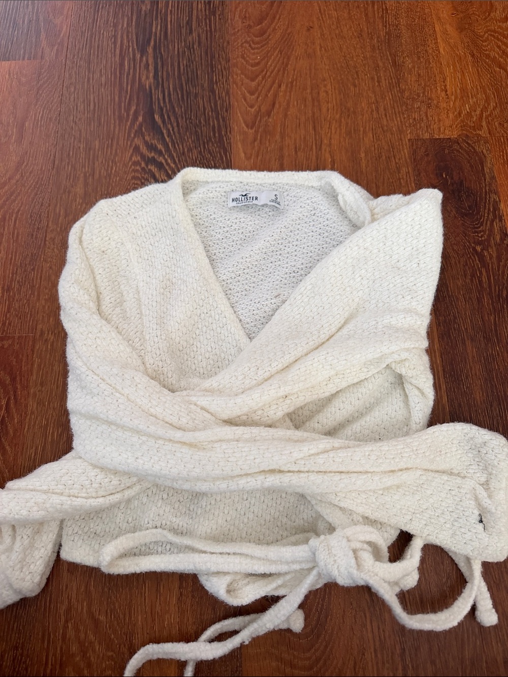 Hollister Ivory Wrap V-Neck Sweater